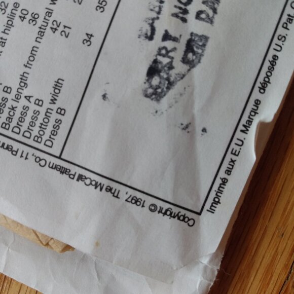 Vintage Formal Dress Sewing Pattern Evening Gown Size 10-14 McCall's 9074 UNCUT - Picture 5 of 7